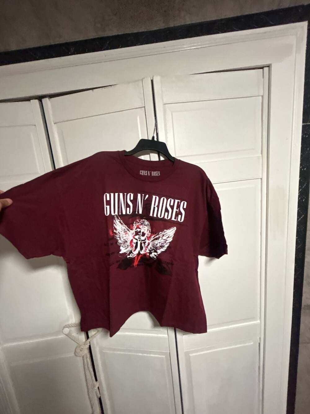 burgendy guns and roses t shirt men small